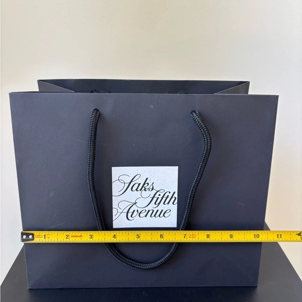 Saks Fifth Avenue gift bag